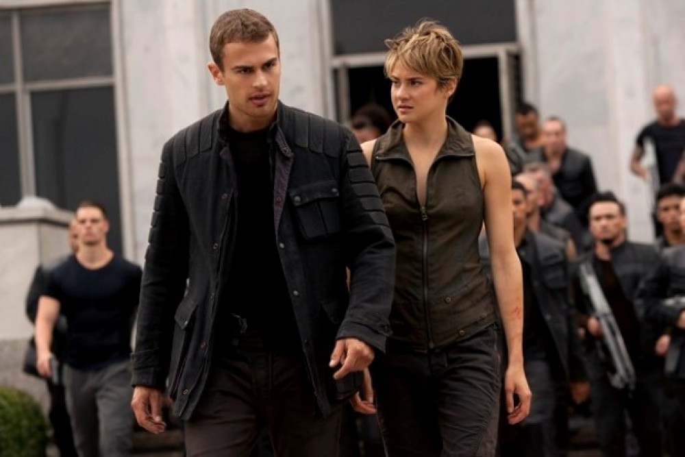 รีวิว Divergent 2014-3